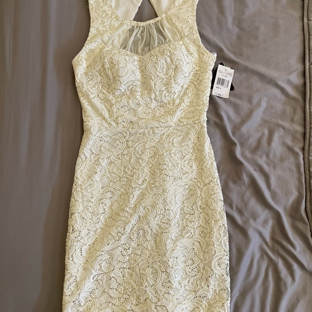 City Triangles mini dress (color:ivory, size 5)